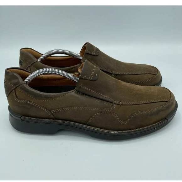Men’s ECCO Leather Casual Slip On Comfort Loafer.